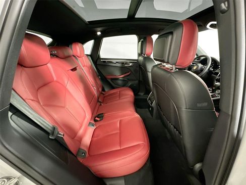 Used 2026 Porsche Macan Turbo AWD/4WD image 27