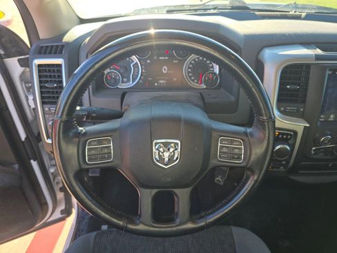 Used 2019 RAM 1500 Big Horn image 14