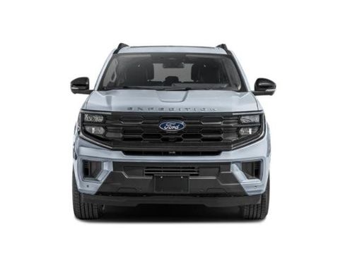 Used 2025 Ford Expedition Active AWD/4WD image 4
