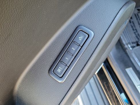 Used 2018 Chevrolet Tahoe Premier image 22