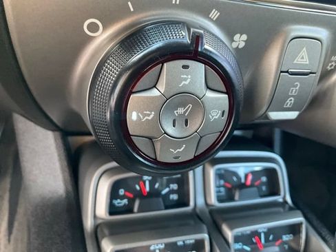 Used 2011 Chevrolet Camaro LT RWD image 18