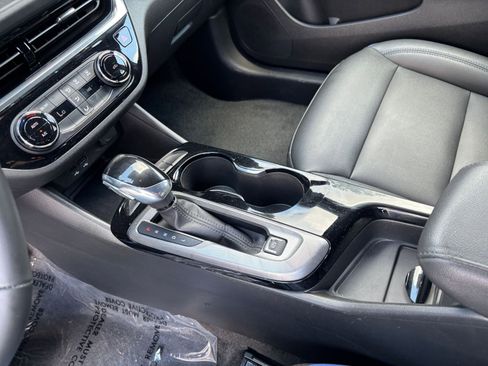 Used 2025 Buick Envista Sport Touring FWD image 74