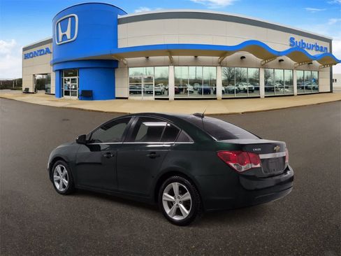 Used 2015 Chevrolet Cruze LT image 6