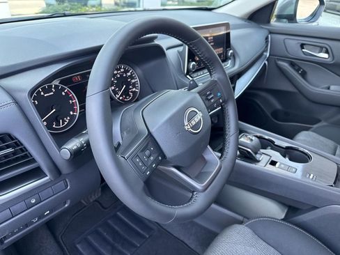 New 2026 Nissan Rogue SV FWD image 23