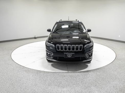 Used 2019 Jeep Cherokee Latitude w/ Popular Appearance Group AWD/4WD image 26