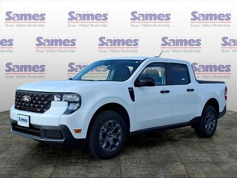 New 2025 Ford Maverick XLT w/ Equipment Group 301A image 2