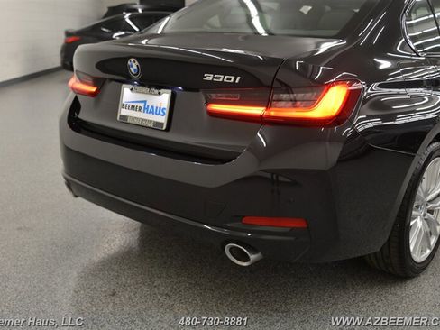 Used 2023 BMW 330i Sedan w/ Premium Package image 42