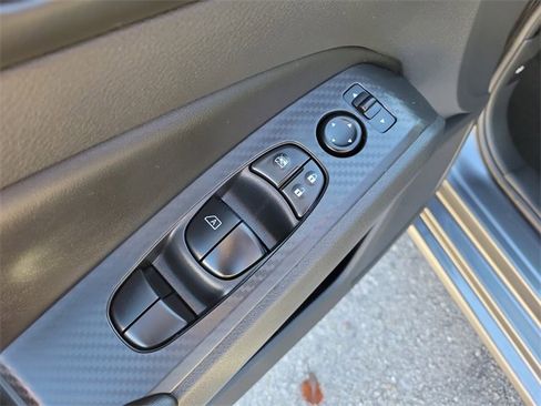 Used 2024 Nissan Altima 2.5 S image 16