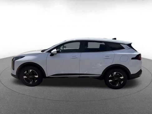 Used 2026 Kia Sportage LX FWD image 9