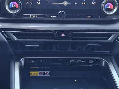 Used 2024 Lexus TX 350 FWD w/ Captains Chair Package image 18