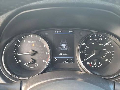 Used 2019 Nissan Rogue SV FWD image 10
