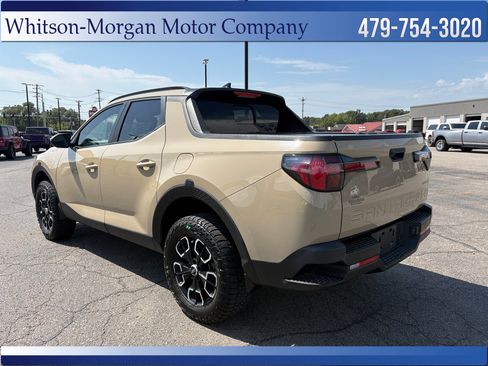 Used 2023 Hyundai Santa Cruz SEL Premium w/ Winter Package AWD/4WD image 7