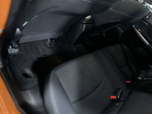 Used 2015 Subaru Crosstrek 2.0i Premium w/ Moonroof Package image 17