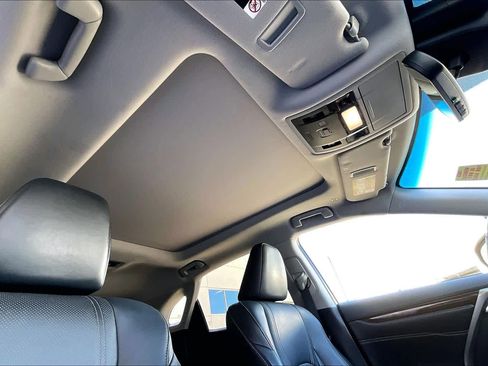 Used 2017 Lexus RX 350 w/ Premium Package image 13