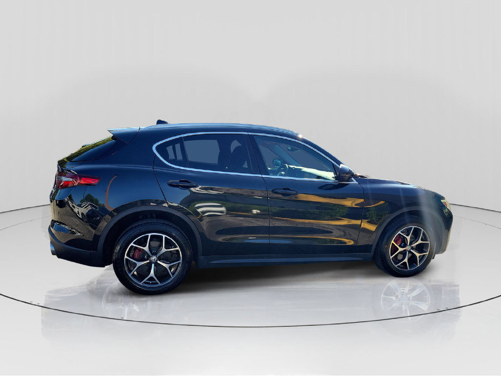 Used 2019 Alfa Romeo Stelvio Ti AWD/4WD image 8