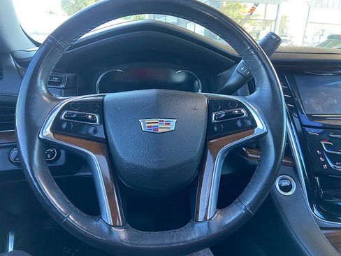 Used 2020 Cadillac Escalade Luxury w/ Escalade Sport Edition AWD/4WD image 16