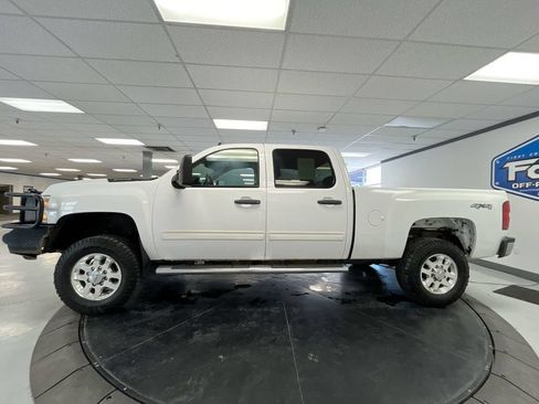 Used 2012 Chevrolet Silverado 2500 LT w/ Convenience Package AWD/4WD image 5