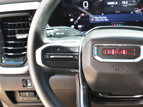 Used 2024 GMC Canyon Elevation w/ Convenience Package RWD image 20