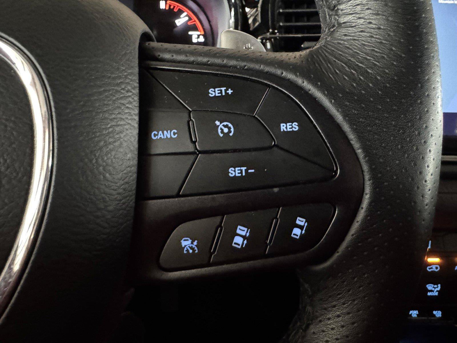 Used 2025 Dodge Durango R/T AWD/4WD image 24