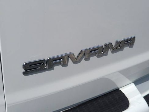 Used 2020 GMC Savana 2500 Extended w/ Enhanced Convenience Package RWD image 5