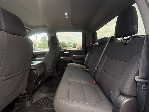 Used 2022 GMC Sierra 2500 SLE w/ SLE Value Package; AWD/4WD image 14