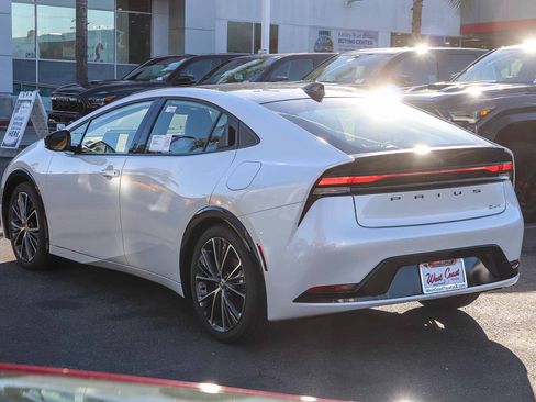 New 2026 Toyota Prius Limited image 9