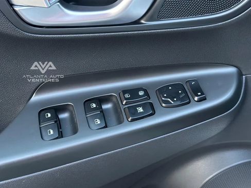 Used 2023 Hyundai Kona SEL image 29