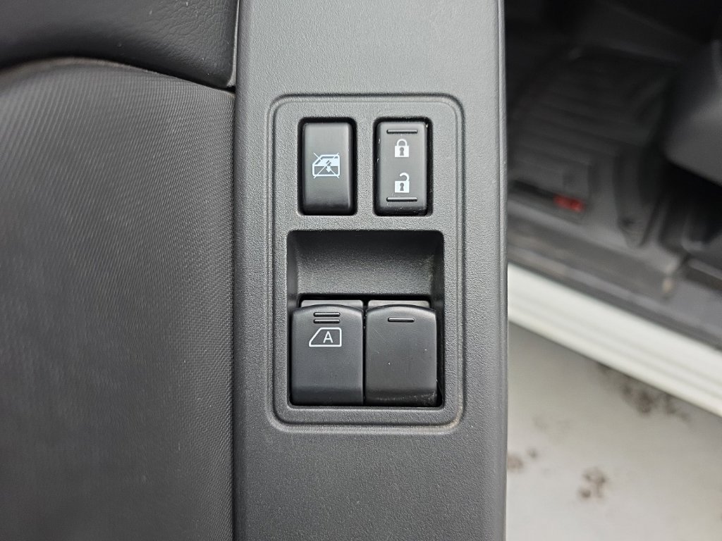 Used 2022 Nissan Frontier S w/ Technology Package AWD/4WD image 20