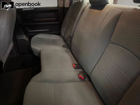 Used 2016 RAM 2500 Tradesman w/ Chrome Appearance Group image 15