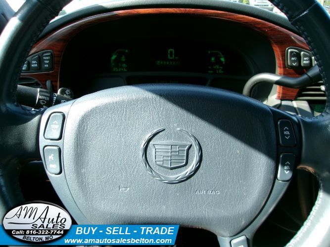 Used 2004 Cadillac De Ville Hearse FWD image 10