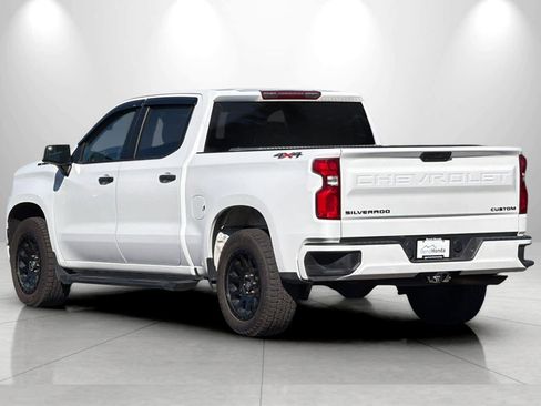 Used 2021 Chevrolet Silverado 1500 Custom AWD/4WD image 6