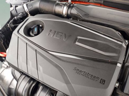 Used 2025 Hyundai Sonata Limited image 36