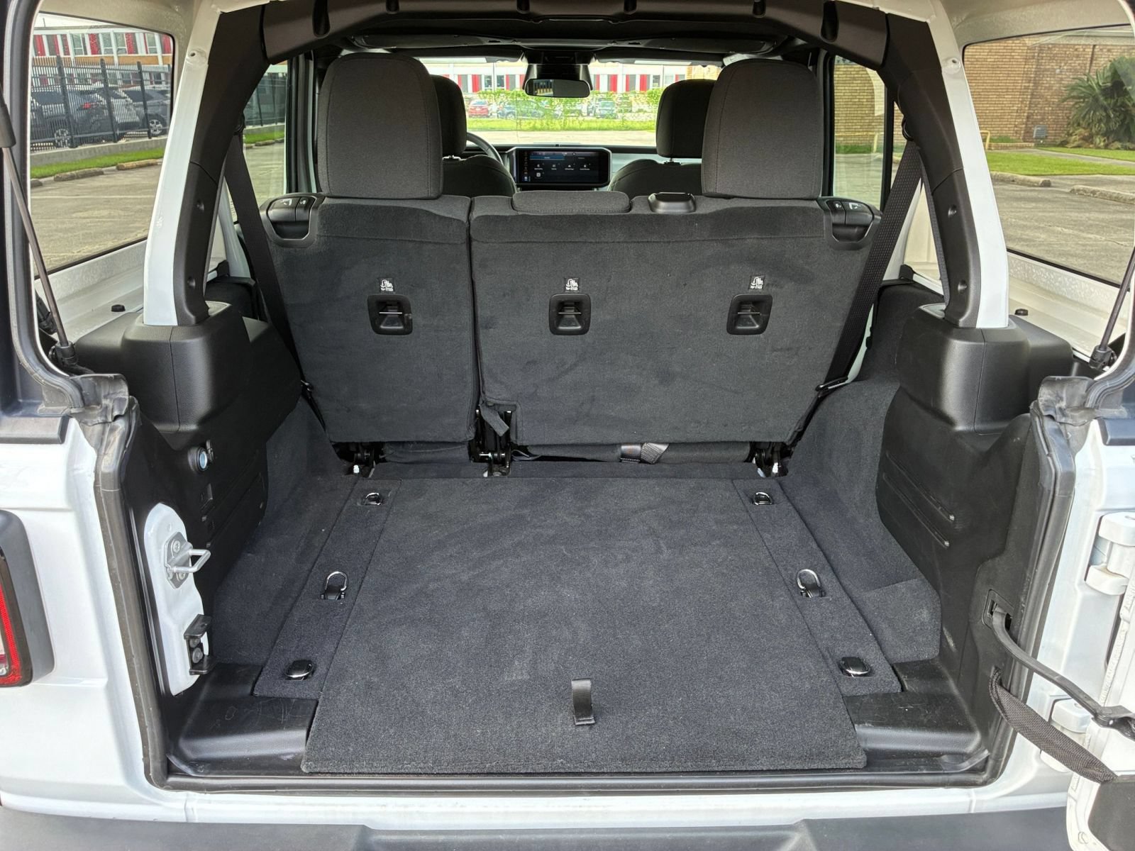 Used 2025 Jeep Wrangler Unlimited Sport AWD/4WD image 28