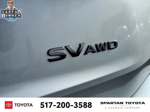 Used 2024 Nissan Rogue SV image 10