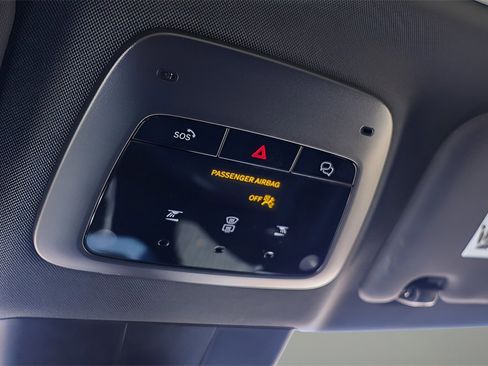 Used 2025 Volvo EX30 Ultra w/ Protection Package Premier image 18