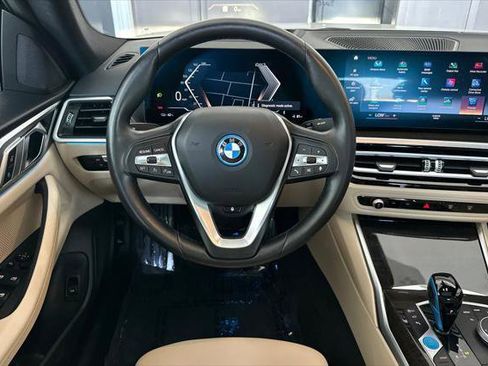Used 2023 BMW i4 eDrive35 w/ Premium Package RWD image 13