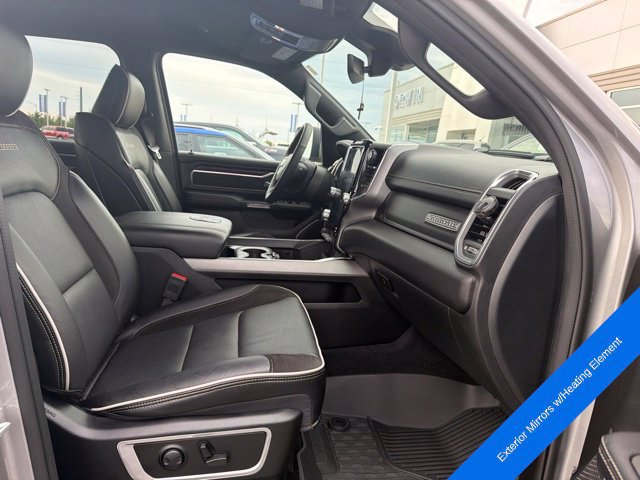 Used 2025 RAM 1500 Laramie w/ Sport Appearance Package AWD/4WD image 17