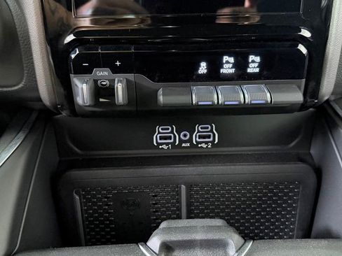 New 2026 RAM 1500 4x4 Crew Cab image 20
