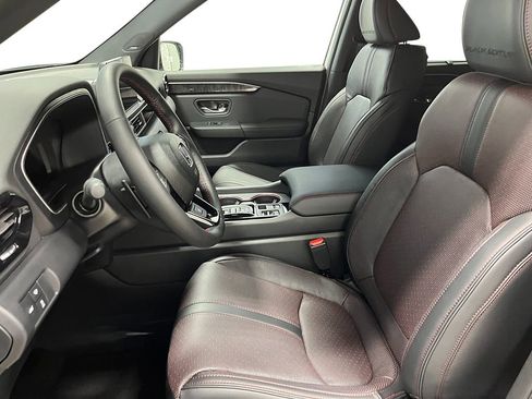 New 2025 Honda Pilot Black Edition image 11