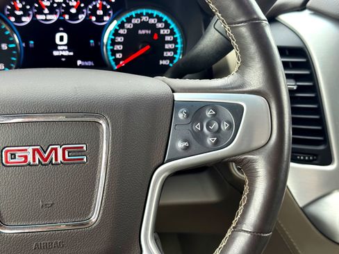 Used 2017 GMC Yukon SLT w/ Open Road Package RWD image 28