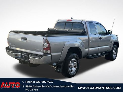 Used 2015 Toyota Tacoma 4x4 Access Cab V6 image 6