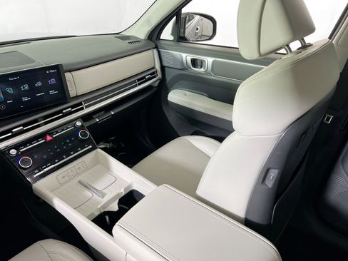 Used 2024 Hyundai Santa Fe SEL image 21