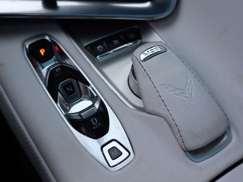 Used 2020 Chevrolet Corvette Stingray Preferred Cpe w/ 2LT Preferred Equipment Group image 26