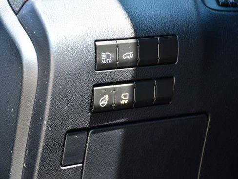 Used 2022 Lexus RX 350L Premium image 13