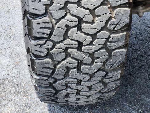 Used 2024 Ford Bronco Badlands AWD/4WD image 11