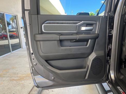 New 2022 RAM 2500 Big Horn w/ Level C Equiment Group image 34