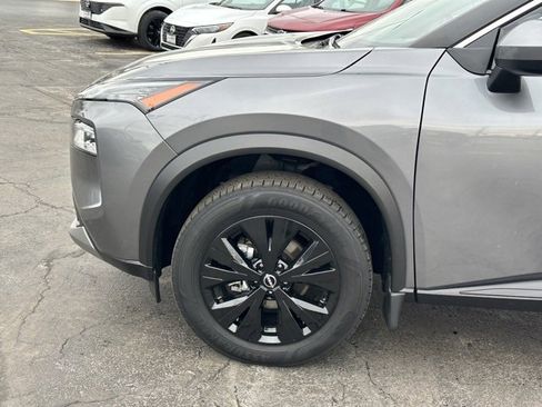 Certified 2023 Nissan Rogue SV image 7