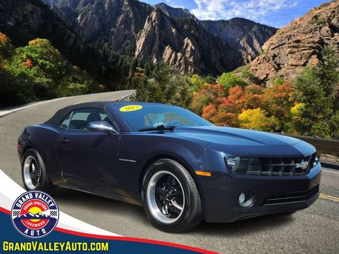 Used 2013 Chevrolet Camaro LT RWD image 1