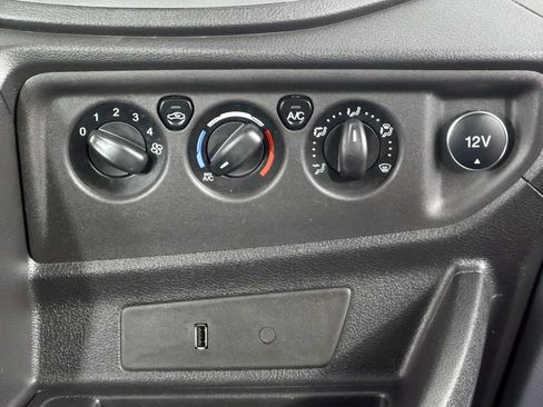 Used 2019 Ford Transit 150 XL RWD image 36