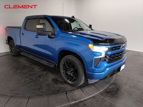 Used 2023 Chevrolet Silverado 1500 RST w/ Convenience Package II image 3